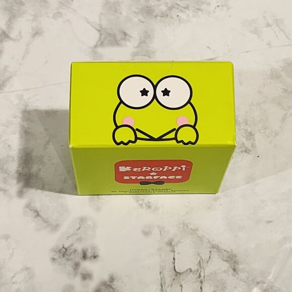 Sanrio Keroppi x Starface Big Compact w/ Mirror and 32 Acne Patches Hello Kitty - Picture 6 of 7